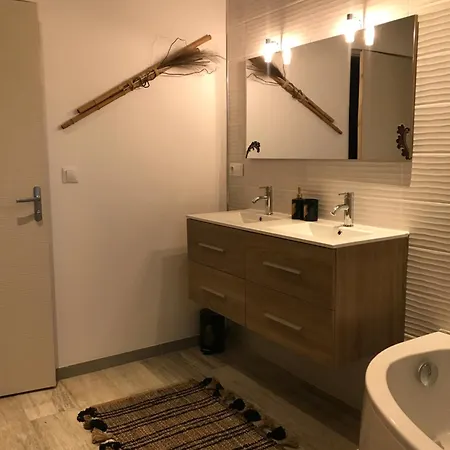 ホームステイ La Des Reves Bleus サン・ディジエ